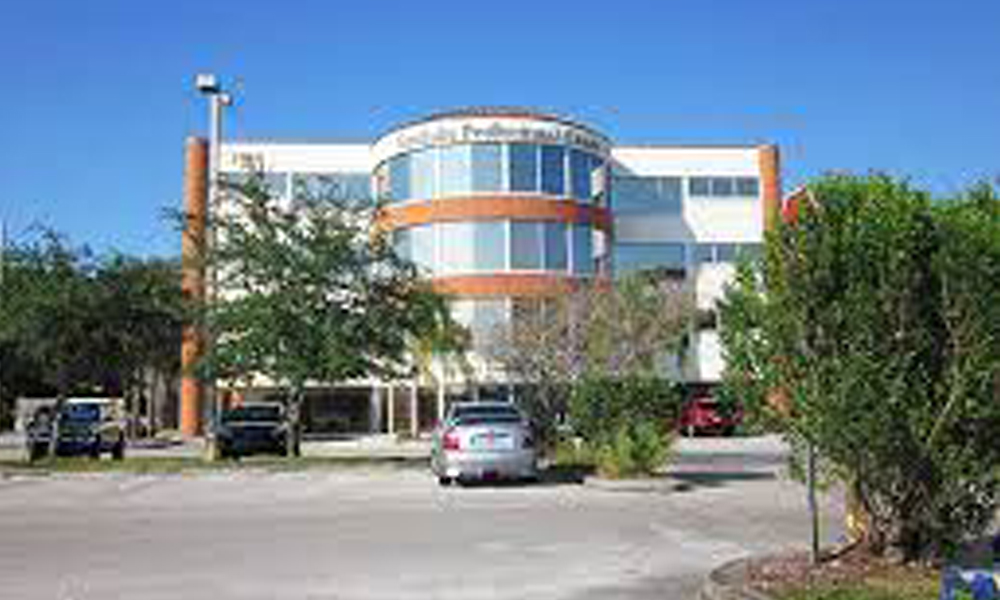 East Lake Professional Building in Palm Harbor